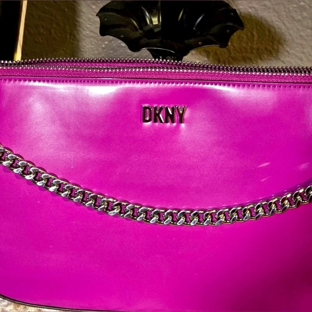 Dkny make me